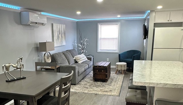 Welcome to The Classic Corner—a freshly renovated unique apartment.