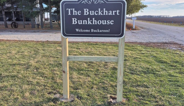 Welcome to the country. Take it easy at this unique and tranquil getaway.
