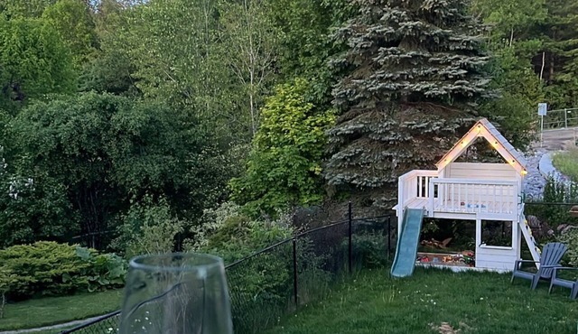 Welcome to the Eagles nest. A spacious 2 bedroom townhome on a quiet street.