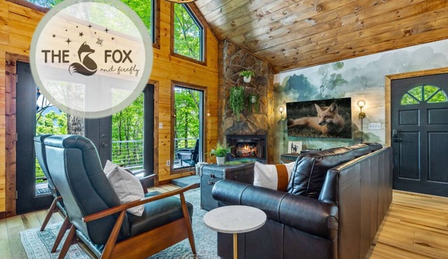 Welcome to The Fox and Firefly! This modern cabin as been professionally designed and stocked to create a unique and tranquil mountain getaway.