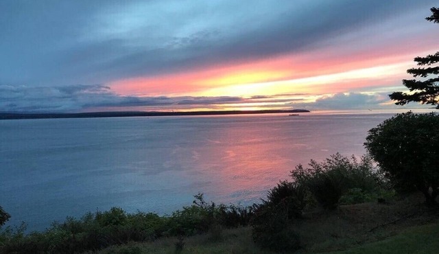 Welcome to The Good Place on Whidbey Island!