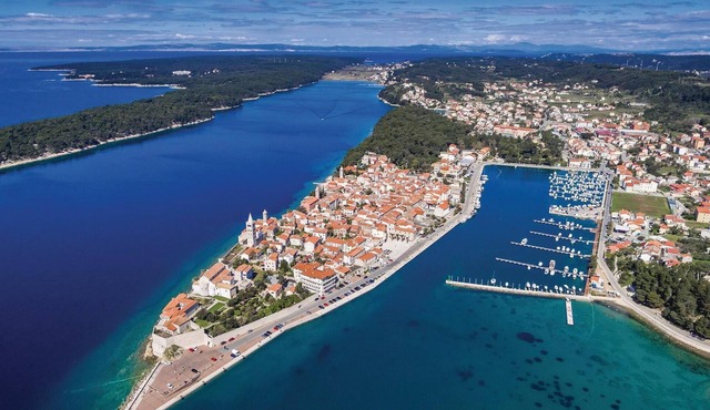 Welcome to the island of Rab! Enjoy your family vacation.