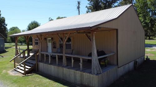 Welcome to the Junction Cabin!