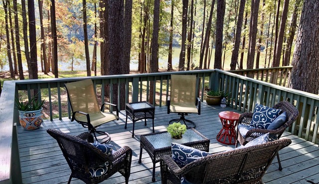 Welcome to the Lake House "Treehouse" on Lake Livingston