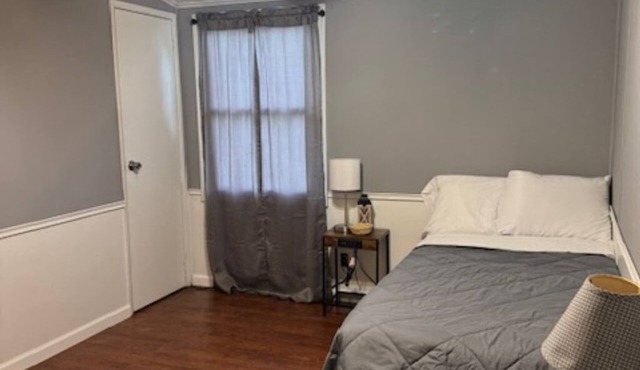 Welcome to The Mayor's Retreat! 4-bedroom house in Evarts KY. Book now