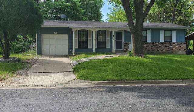 Welcome to the Midwest - Family Friendly with Yard