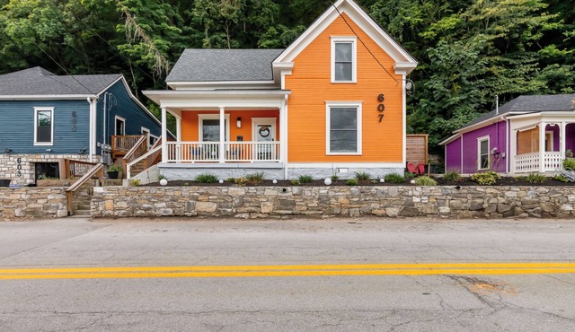 Welcome to The Old Fashioned - 2.5 miles from Buffalo Trace!