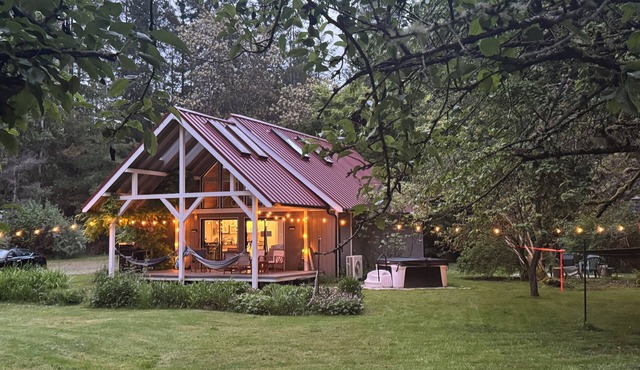 Welcome to The Owl House on Whidbey Island, Washington!