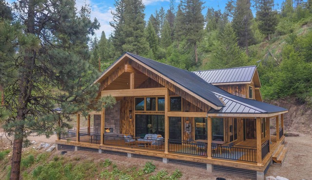 Welcome to the Potato Shed-A charming mountain retreat.