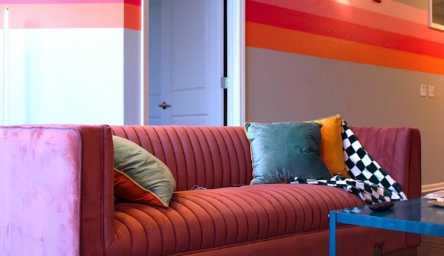 Welcome to the Retro Room 2 bed 2 bath