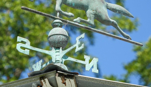 Welcome to the Running horse. 4 bedroom 3 bathroom home. Located in Andalusia.