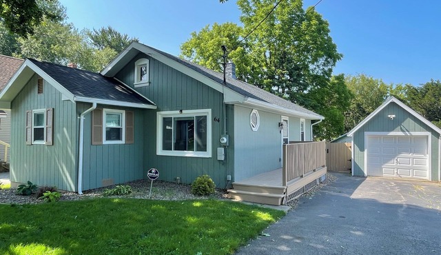 Welcome to “The Seabreeze Lakeside Getaway” in the heart of a true vacation town