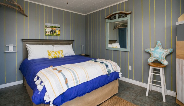 Welcome to The Siren's Beach Motel, Oceanside at North Lake Prince Edward Island