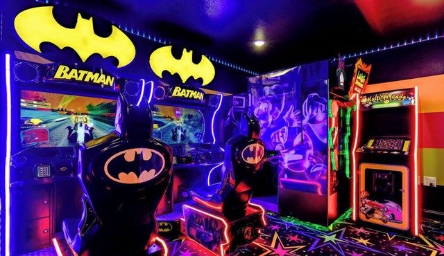 Welcome to The Windsor Magic with Professional Arcade Room! Brand New 2024!