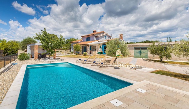 Welcome to this family friendly vacation home in the heart of Istria with private pool.