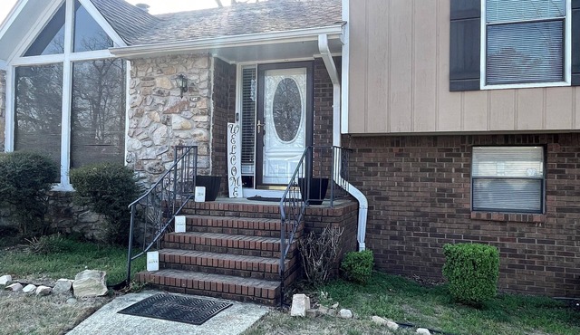 Welcome to this lovely 3 bedroom home near access to all the city has to offer.