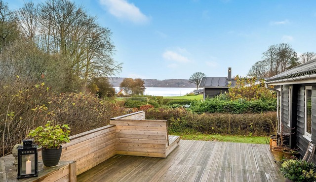 Welcome to this lovely vacation home surrounded by greenery and close to the beach.