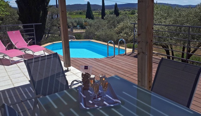 Welcome to Villa Les Roques*, in the heart of the Minervois region (air-conditioned, fenced)