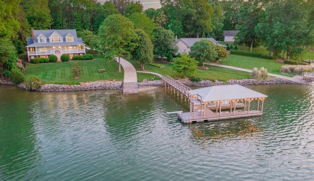 Welcome to Wake and Lake - Beautiful Waterfront Home with Great Amenities!