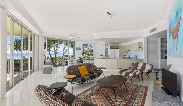 Welcome to Waves Absolute Beachfront Beach Apartment.