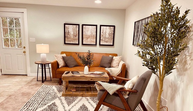 Welcome to Whidbey's Bluff Cottage!