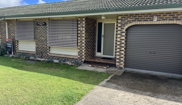 Welcome to WHISPERING PINES, EVANS HEAD