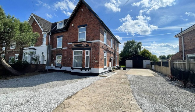 Welcome to Winwood House - your home away from home!