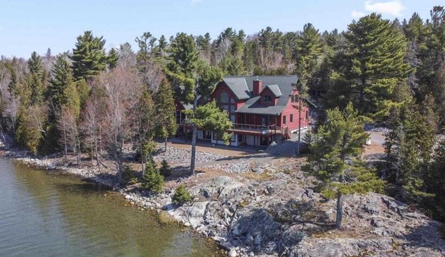 Welcome to Your Algoma County Lakeside Retreat!