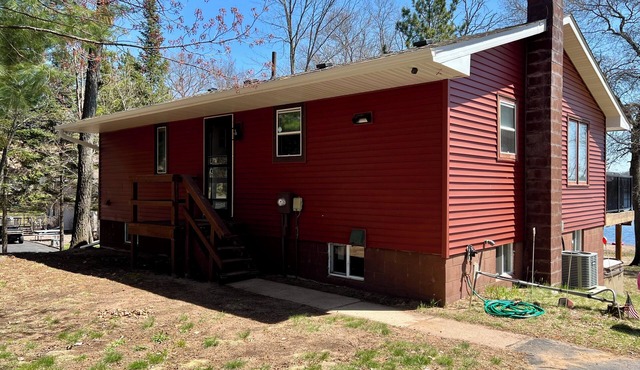 🌟 Welcome to your dream vacation at Lily Lake in Webb Lake, Wisconsin! 🌟