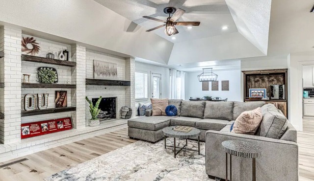 Welcome to your home-away-from home in the heart of Norman, OK!