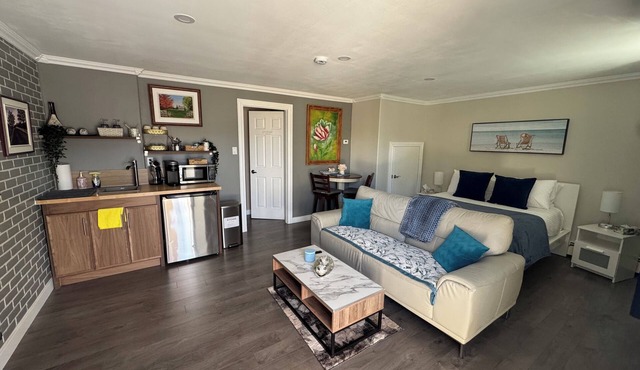 Welcome to your home away from home, a cozy suite in the heart of Clayton Park
