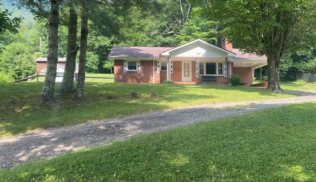 Welcome to your mountain getaway near Elk Knob Park and Boone N.C.