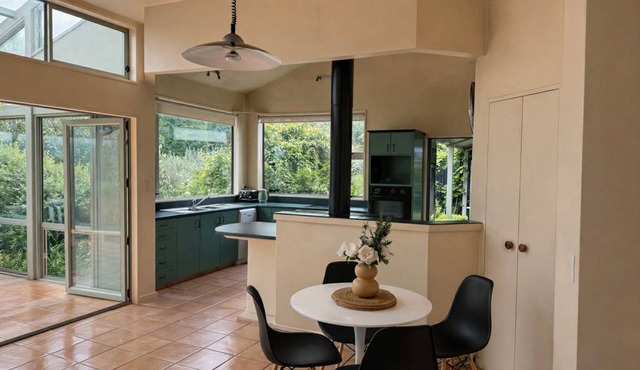 Welcome to Your Peaceful Canterbury 4 bedroom farm escape in Sheffield