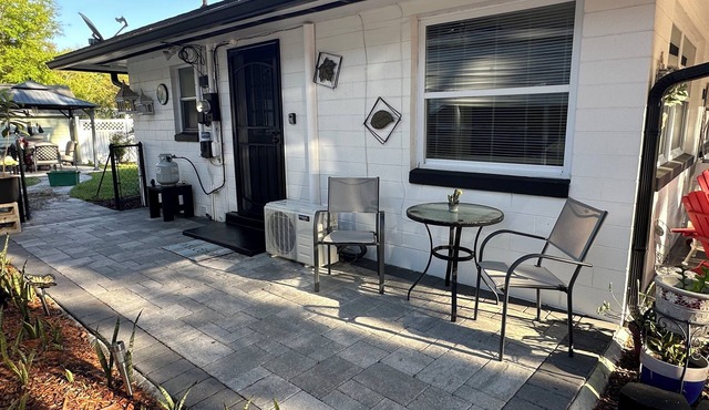 Welcome to your peaceful Oasis in DeLand! Our property offers a relaxing stay!