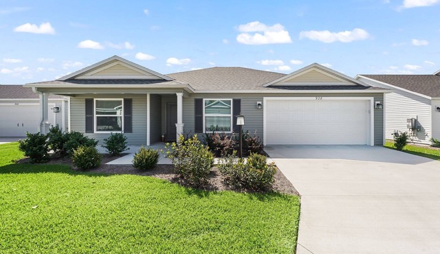 Welcome to Your Tranquil Retreat in the Village of Lake Denham!