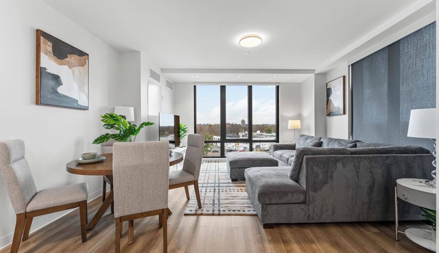 Welcoming 2-bedroom corporate apartment in Boston