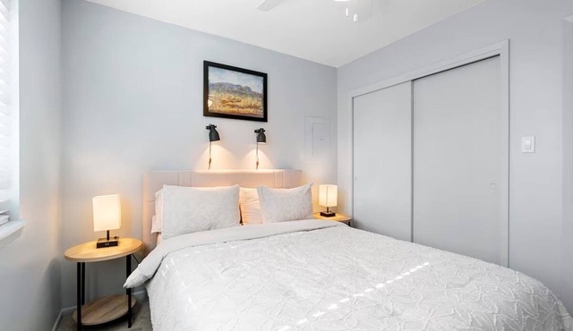 Welcoming 2-bedroom house with AC in charming Placitas