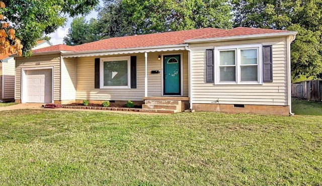 Welcoming 2-bedroom house in charming Enid.