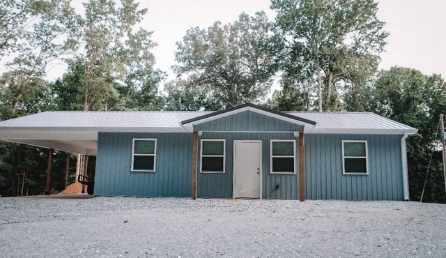 Welcoming 2-bedroom River Retreat house in charming Buchanan, Tn!