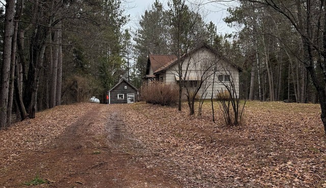 Welcoming 3-bedroom house in Trout Creek on trail 8.
