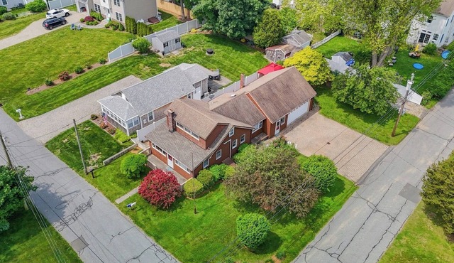 Welcoming 4-bedroom house with AC in Old Saybrook