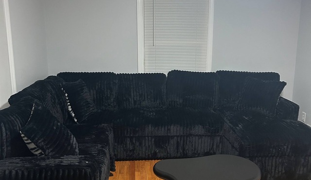 Welcoming 4-bedroom house in charming Hamden