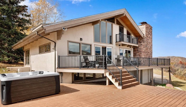 Welcoming 4-bedroom house with hot tub in Aspen