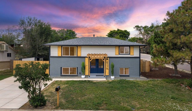 Welcoming 4bd house getaway between downtown and the mountains, pet friendly