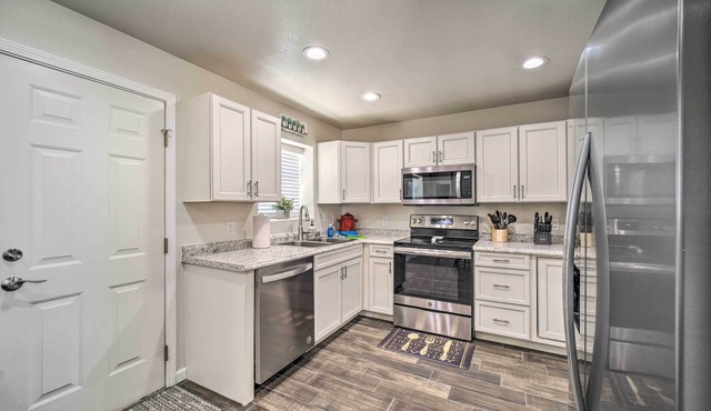 Welcoming Carlsbad Home Near Parks & Town!