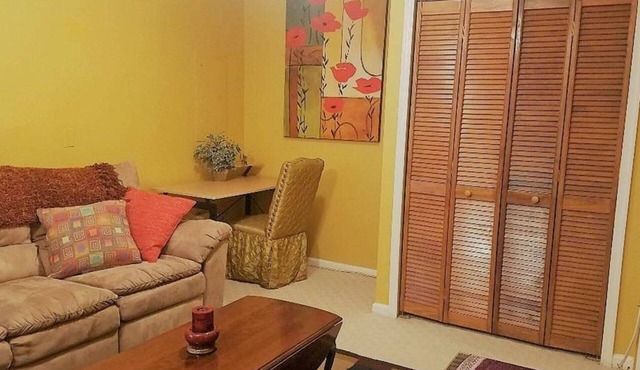 Welcoming, Classy and Comfortable Home