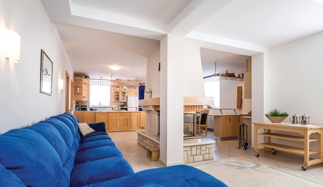 Welcoming, comfortable accommodation in the mountains east of Rijeka.