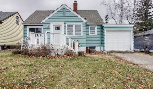 Welcoming Duluth Home ~ 2 Mi to Brighton Beach!