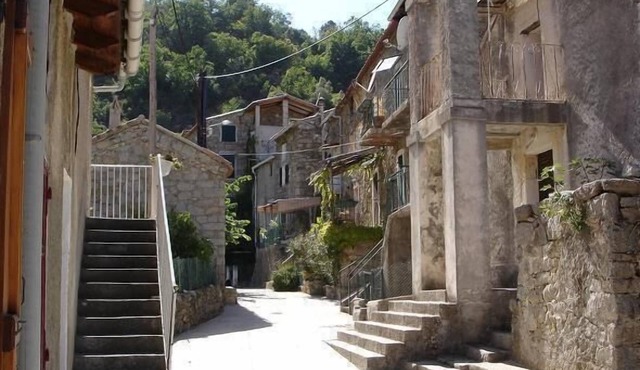 Welcoming home located in a traditional Corsican village