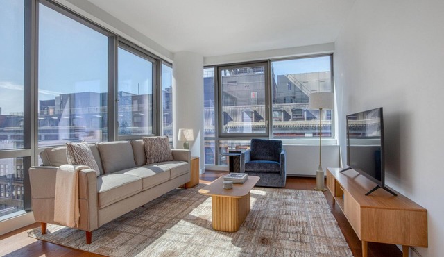 Welcoming Hudson Yards 1BR w/Gym, Rock Wall, Arcade, by Blueground
